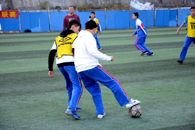 这国家花3万亿美元搞基建 包办世界一半大赛